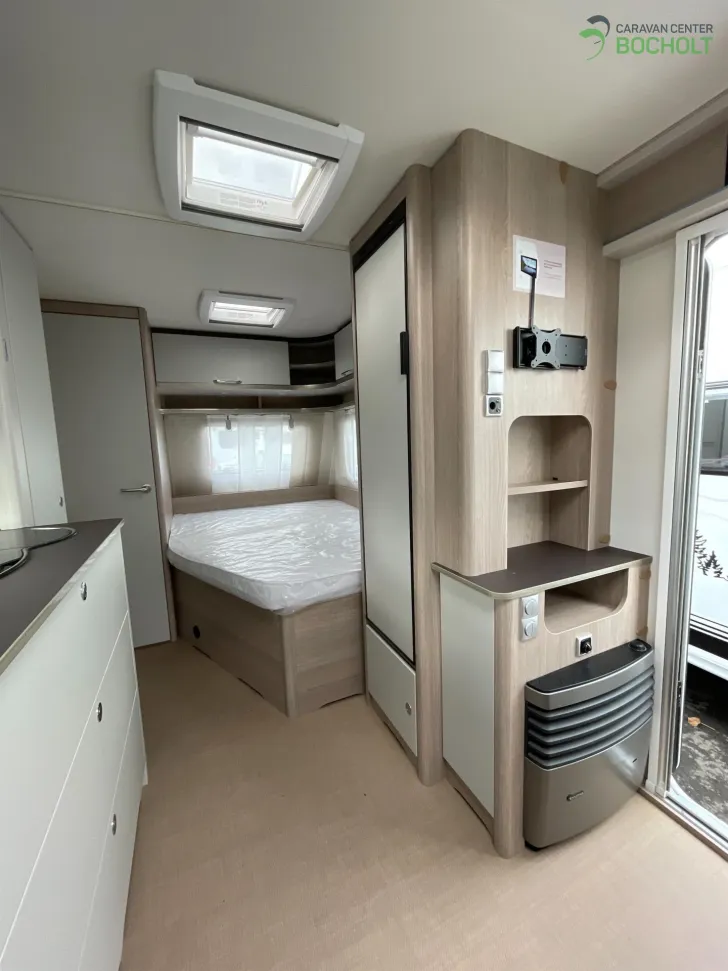 Fahrzeugbild Bürstner Premio 455 TS Dusche / Paket 2 #6