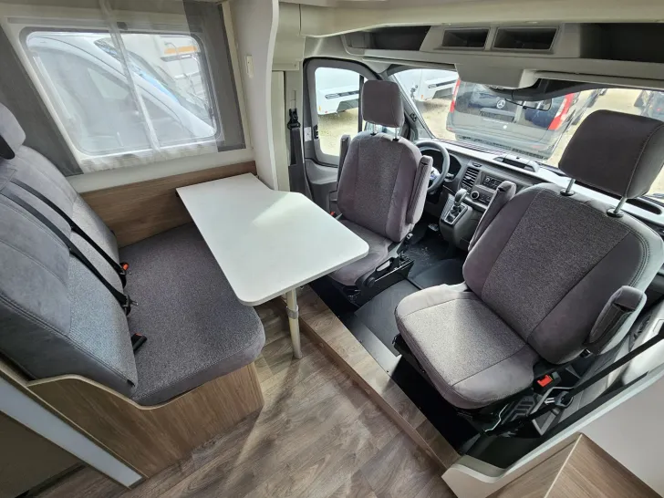 Fahrzeugbild Carado Edition24 T Ford 338 SAT|TV|Automatik|Hubbett #5