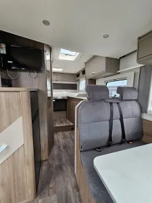 Fahrzeugbild Carado Edition24 T Ford 338 SAT|TV|Automatik|Hubbett #7
