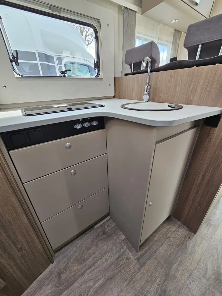 Fahrzeugbild Carado Edition24 T Ford 338 SAT|TV|Automatik|Hubbett #12