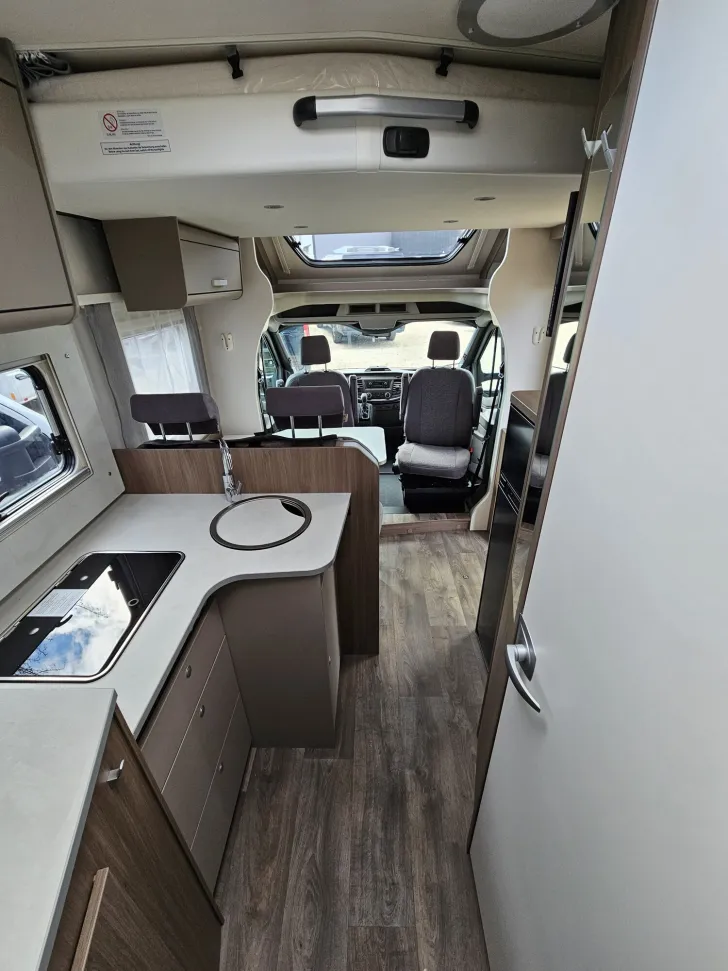 Fahrzeugbild Carado Edition24 T Ford 338 SAT|TV|Automatik|Hubbett #13
