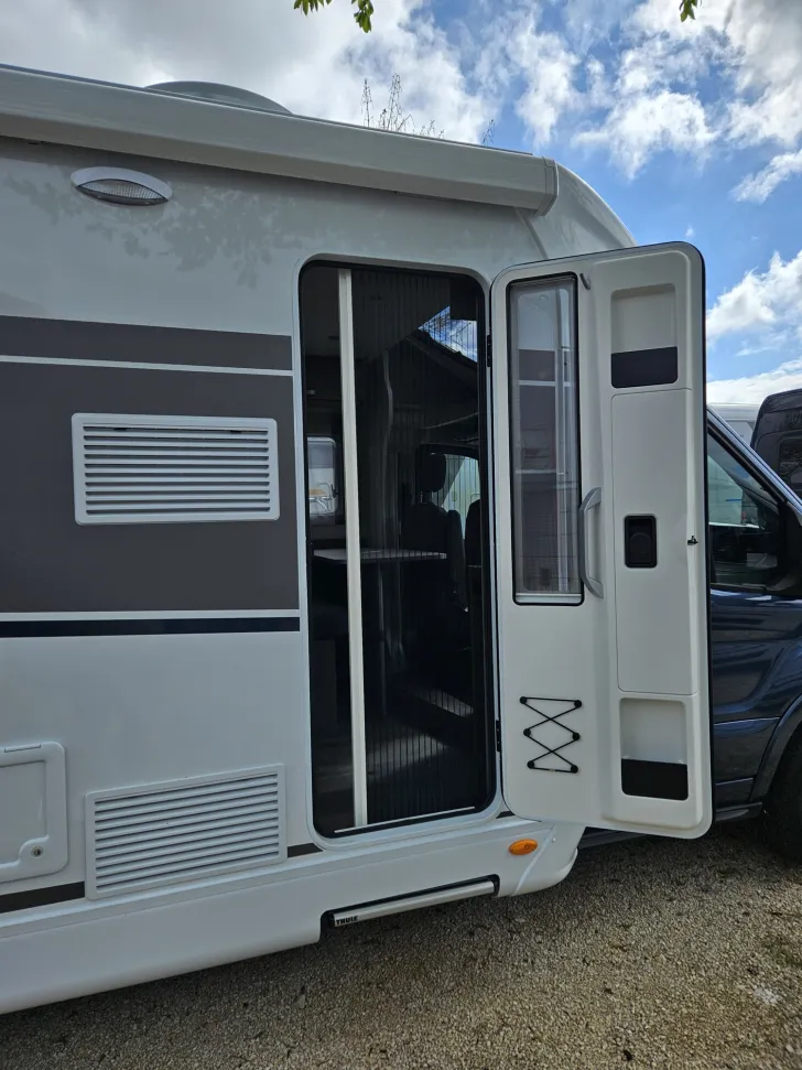 Fahrzeugbild Carado Edition24 T Ford 338 SAT|TV|Automatik|Hubbett #24