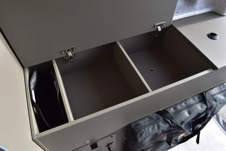 Fahrzeugbild Hymer Camper Van Grand Canyon S CrossOver LIthium, Solar, Leder, 4x4 #17