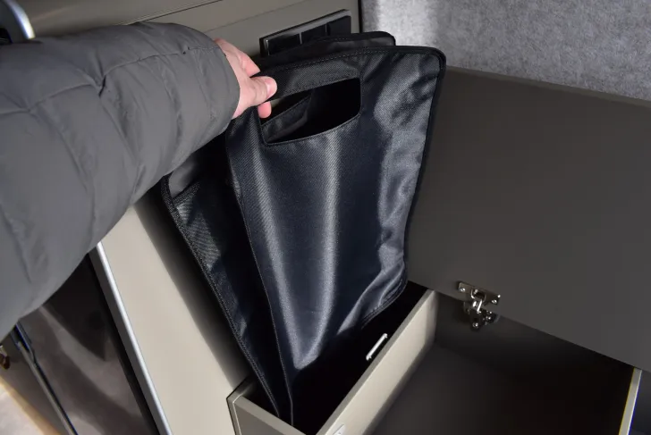 Fahrzeugbild Hymer Camper Van Grand Canyon S CrossOver LIthium, Solar, Leder, 4x4 #18