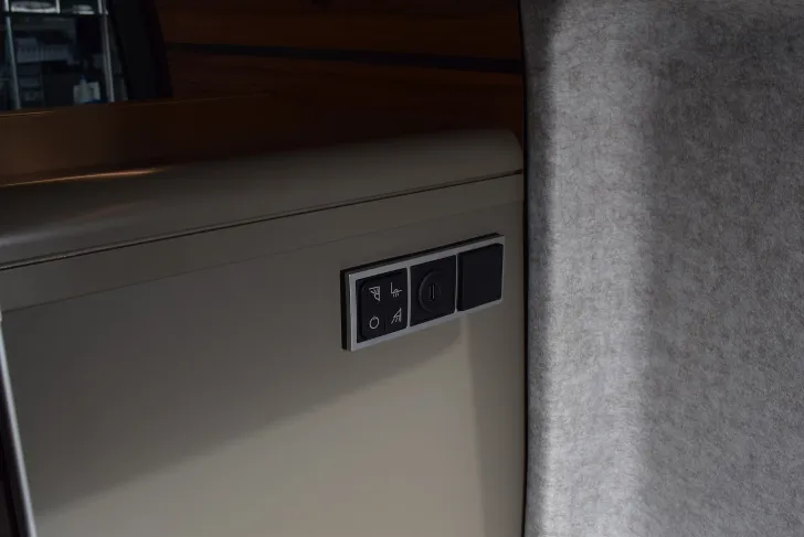 Fahrzeugbild Hymer Camper Van Grand Canyon S CrossOver LIthium, Solar, Leder, 4x4 #21