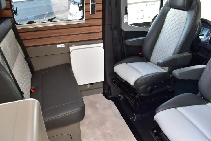 Fahrzeugbild Hymer Camper Van Grand Canyon S CrossOver LIthium, Solar, Leder, 4x4 #30