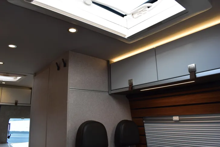 Fahrzeugbild Hymer Camper Van Grand Canyon S CrossOver LIthium, Solar, Leder, 4x4 #37