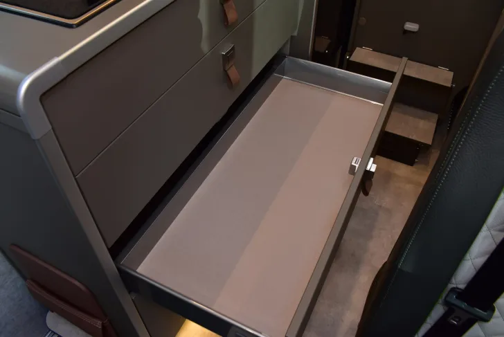 Fahrzeugbild Hymer Camper Van Grand Canyon S CrossOver LIthium, Solar, Leder, 4x4 #60