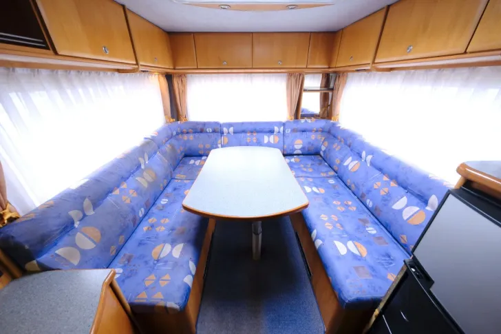 Fahrzeugbild Concorde Charisma I 720R/Rundsitzgruppe+Hubbett/Solar #8