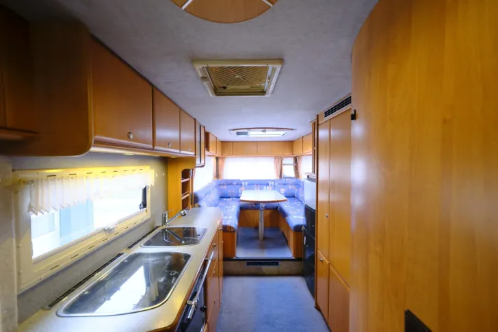 Fahrzeugbild Concorde Charisma I 720R/Rundsitzgruppe+Hubbett/Solar #10