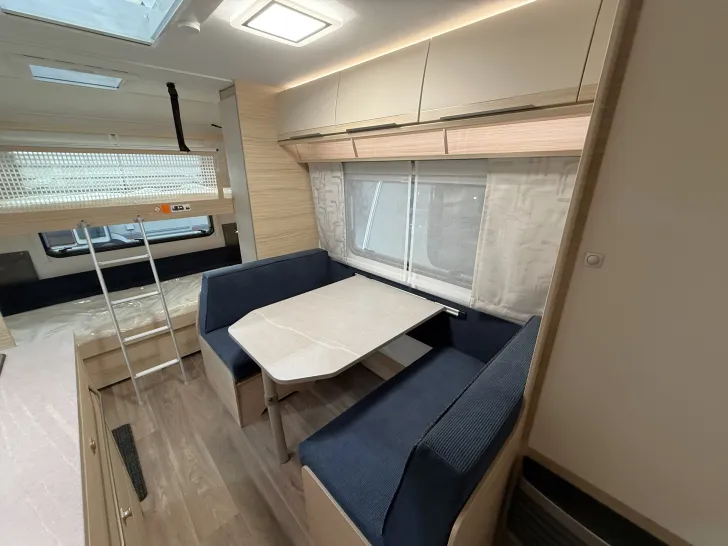 Fahrzeugbild Fendt Bianco Selection 550 SKM Modell 2026 ausgestellt! #12