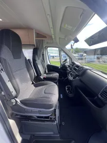 Fahrzeugbild Sunlight V 66 Markise/9 Zoll Radio/Kamera/Längsbetten #10
