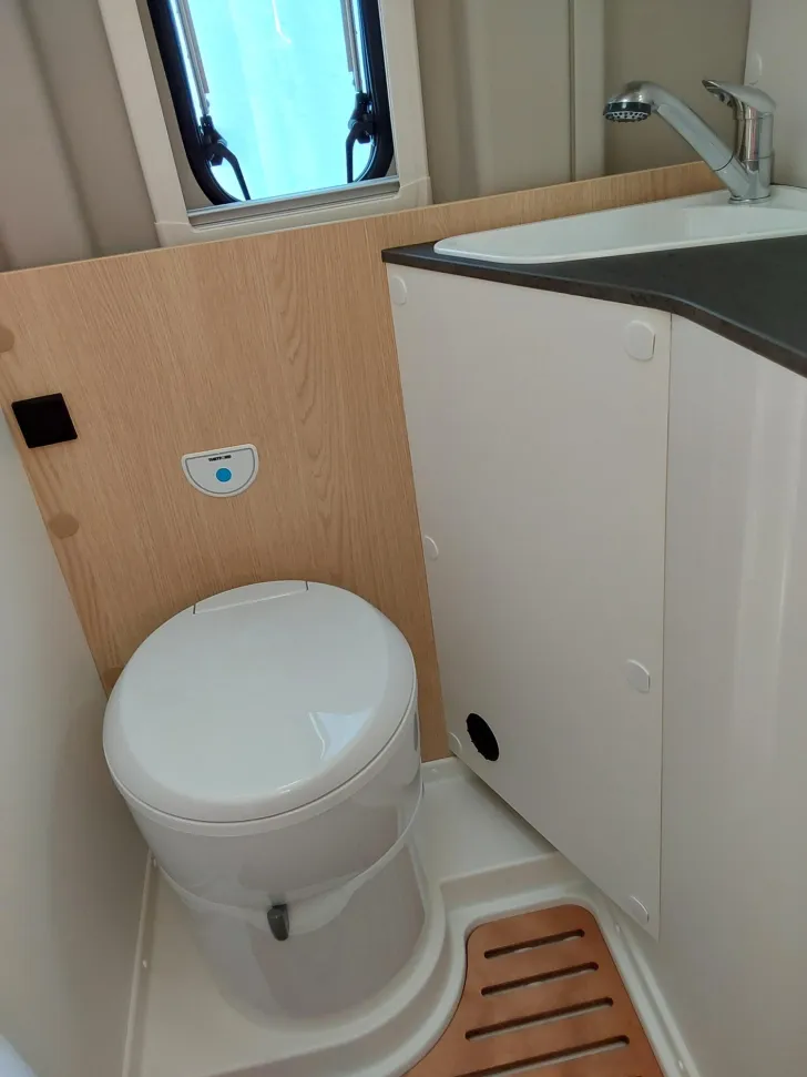 Fahrzeugbild Sunlight Cliff 600 Automatik, Markise, 600Kg Zuladung #12