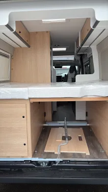 Heckgarage Sunlight Camper Van CLIFF 600 X Sofort verfügbar