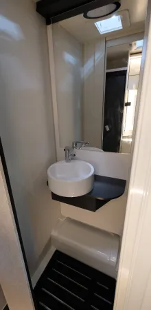 Fahrzeugbild Forster T Coupé 669 EB 165 PS Automatik #10