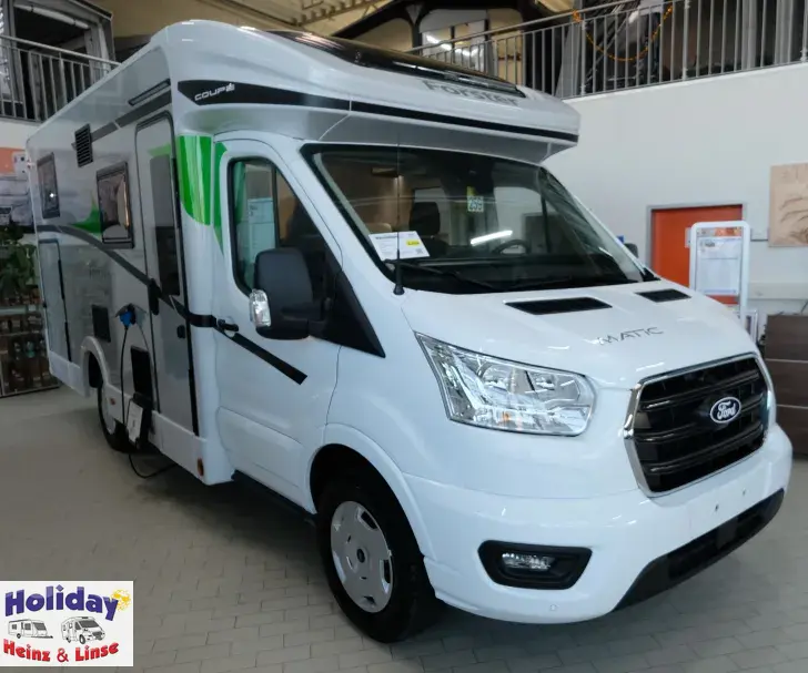 Fahrzeugbild Forster T Coupé 669 EB Hubbett, 165PS, Automatik #1