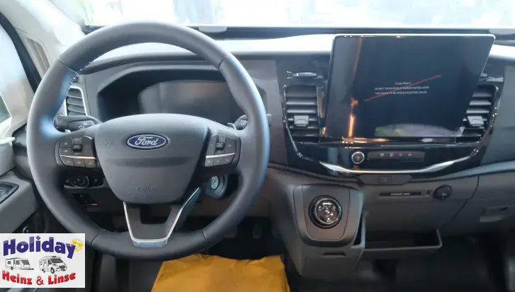 Fahrzeugbild Forster T Coupé 669 EB Hubbett, 165PS, Automatik #6