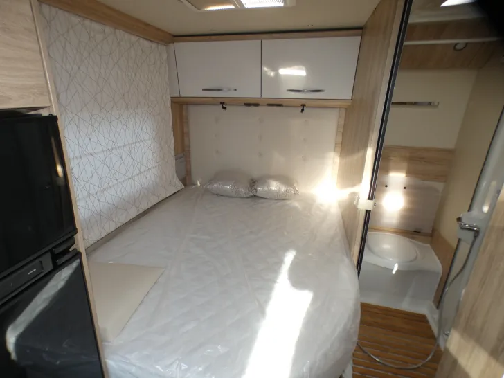 Fahrzeugbild Eura Mobil Profila T 675 SB Solar, Satanlage #7