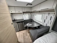 Fahrzeugbild Fendt Apero Activ 390 FH 3240 Eur Ersparnis / 1700 kg #9