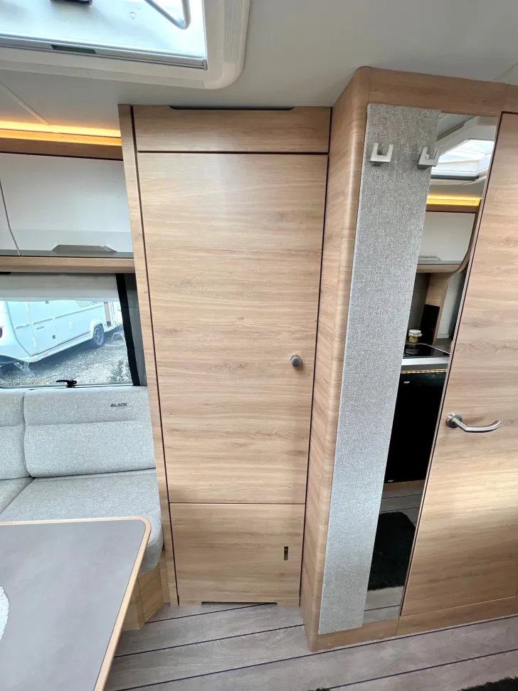 Fahrzeugbild Knaus Südwind 500 EU Black Selection *ATC+1800kg* #9