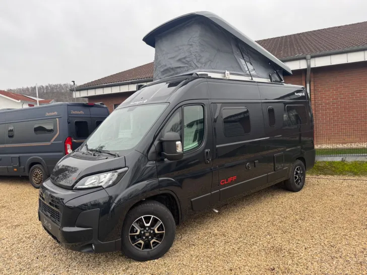 Fahrzeugbild Sunlight CLIFF 600 RT Adventure Edition Modell 2026 #2