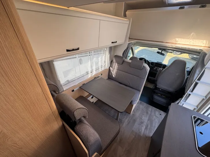 Fahrzeugbild Sunlight A 70 #9