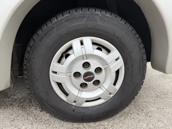 Fahrzeugbild Carthago chic c-line I 4.2 DB #10