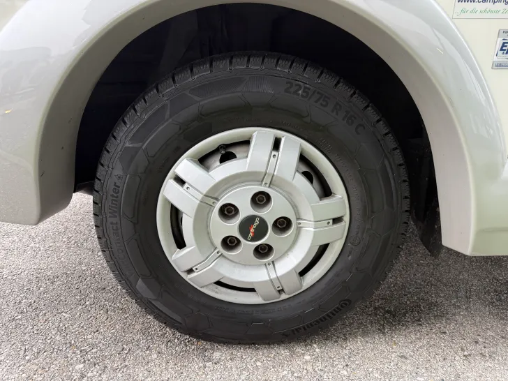 Fahrzeugbild Carthago chic c-line I 4.2 DB #13