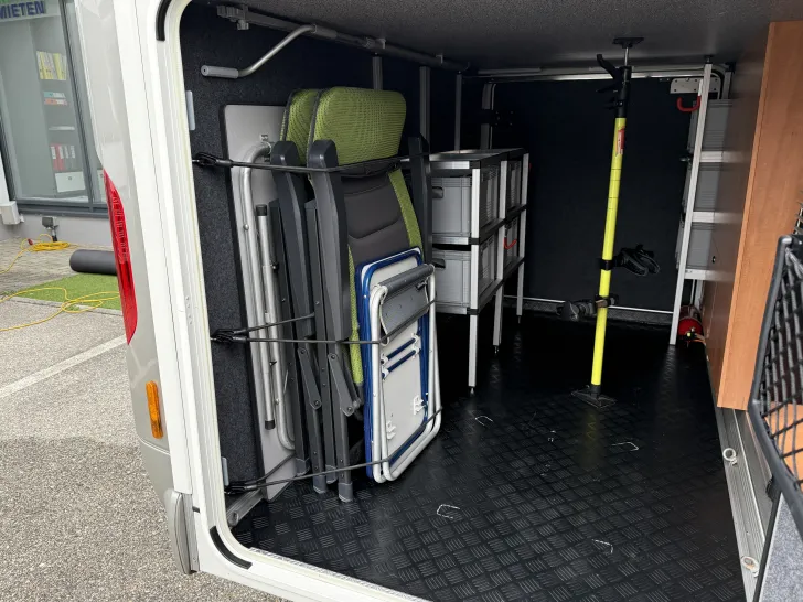 Fahrzeugbild Carthago chic c-line I 4.2 DB #19