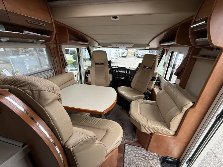 Fahrzeugbild Carthago chic c-line I 4.2 DB #27