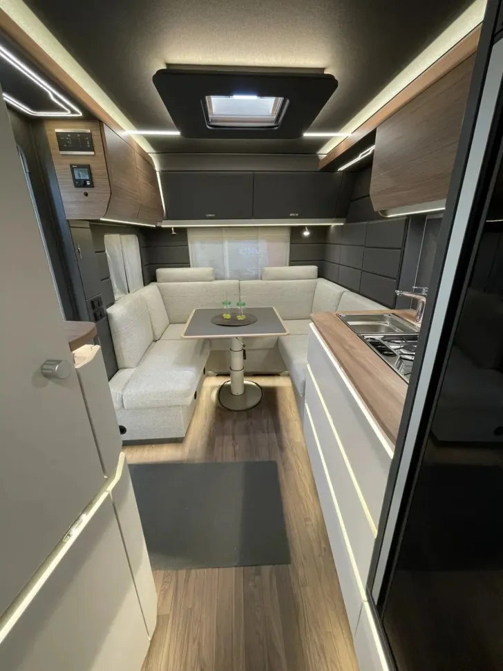 Fahrzeugbild Knaus Azur 500 FU #10