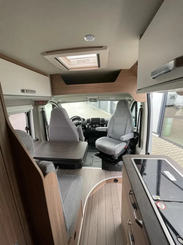 Fahrzeugbild Weinsberg CaraBus 630 ME #10