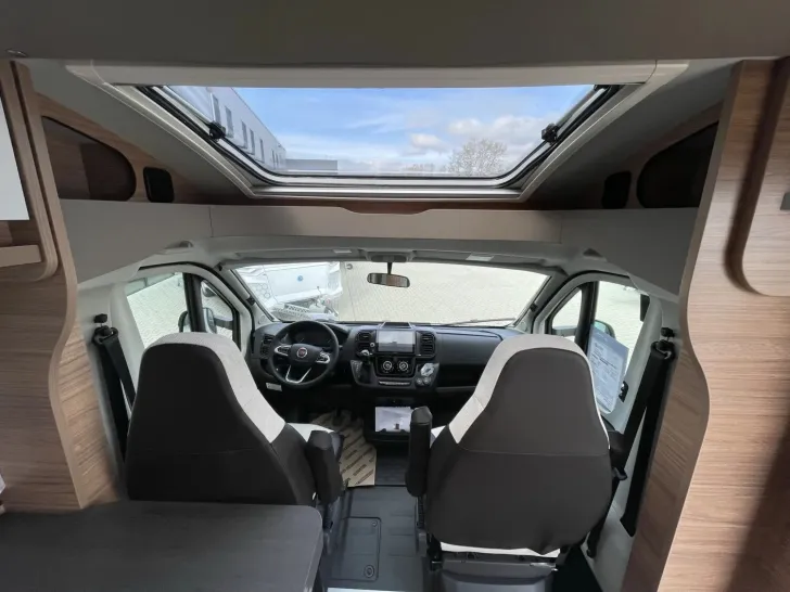 Fahrzeugbild Weinsberg CaraCompact EDITION PEPPER 600 MEG #7