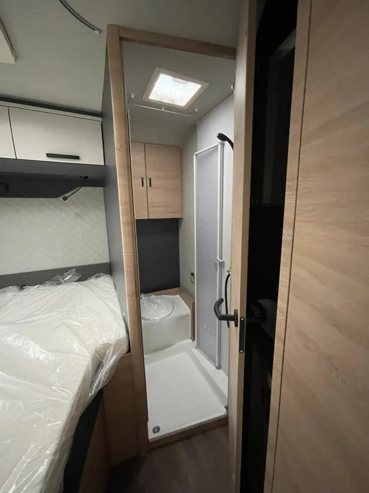 Fahrzeugbild Knaus L!VE WAVE PLATINUM SELECTION 650 MF Hubbett #10