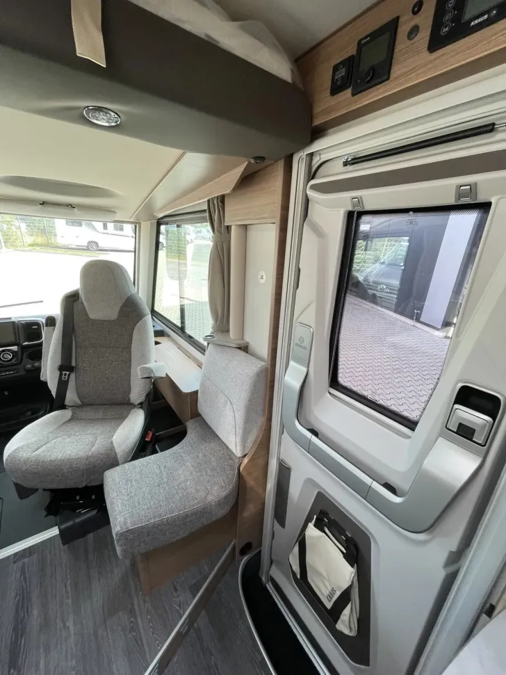 Fahrzeugbild Knaus L!VE I 650 MEG #8