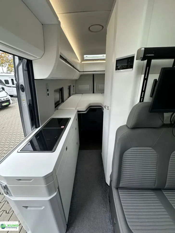 Fahrzeugbild VW Grand California 680 Automatik #6