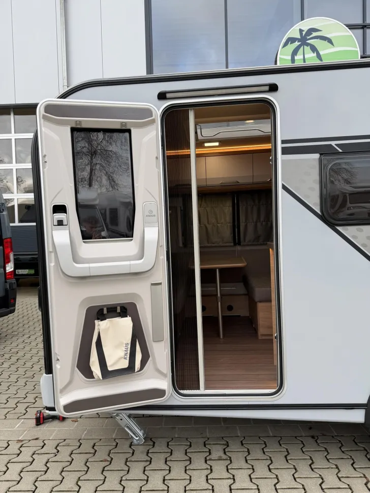 Fahrzeugbild Knaus Südwind BLACK SELECTION 420 QD #5