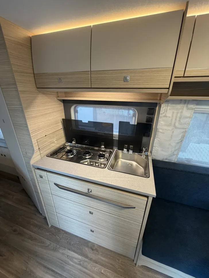 Fahrzeugbild Fendt Bianco Activ 550 SD #11