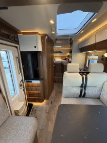 Fahrzeugbild Hymer B-Klasse MC I WhiteLine 600 Luftfeder/AHK/Klima #9