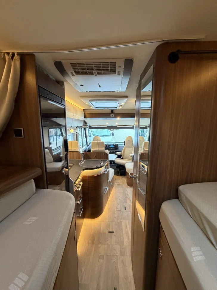 Fahrzeugbild Hymer B-Klasse MC I WhiteLine 600 Luftfeder/AHK/Klima #10