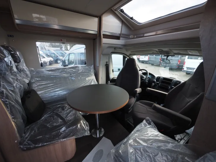 Fahrzeugbild Laika ECOVIP L 3009, 180 PS Autom., Hubbett, uvm. #4