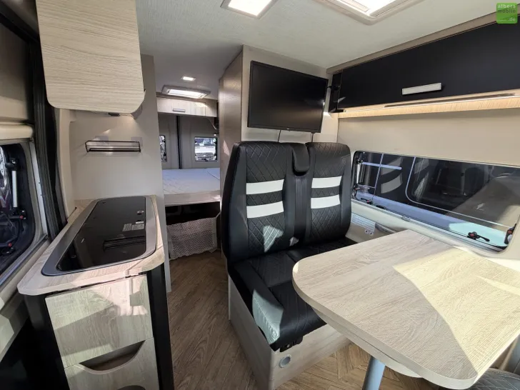 Fahrzeugbild Challenger Van Sport Edition V114 AHK Arctic TV Automatik #12