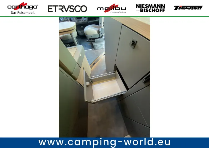 Fahrzeugbild Malibu Van First Class - Two Rooms 640 LE RB charming GT skyview #50