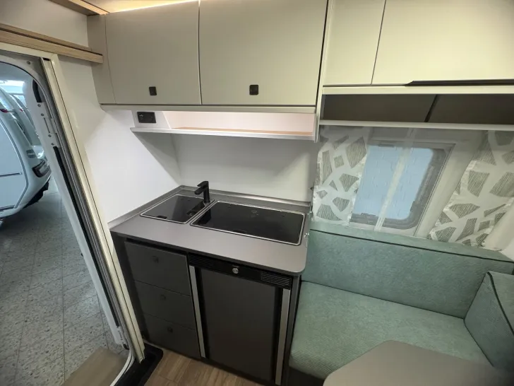 Fahrzeugbild Fendt Apero Activ 390 FH Modell 2026 #6