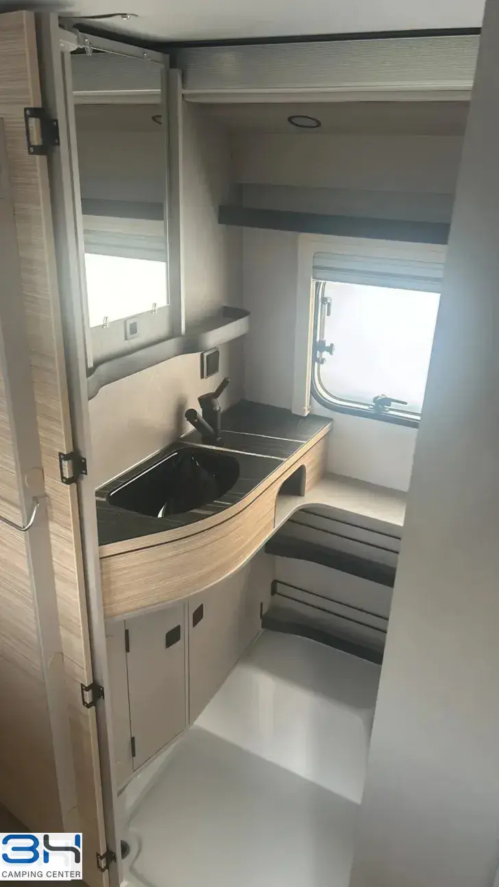 Fahrzeugbild Hymer Eriba Eriba Touring 642 -10.379 mit Schlafdach #8