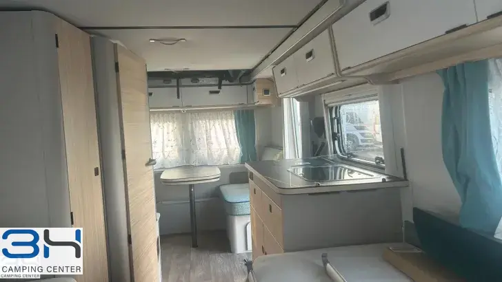 Fahrzeugbild Hymer Eriba Eriba Touring 642 -10.379 mit Schlafdach #10