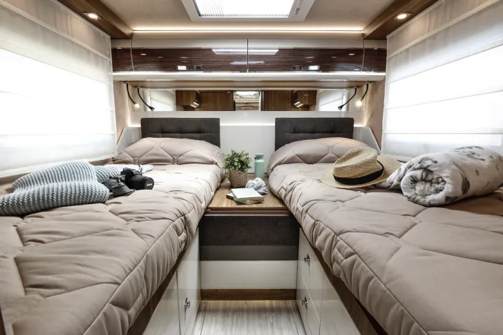 Fahrzeugbild Mobilvetta K Yacht Tekno Line 86, MJ26, Februar verfügbar #7