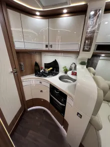Fahrzeugbild Carthago chic e-line I 51 QB DA Mercedes (321) #20