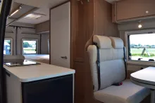 Fahrzeugbild Carado CV 640 Längsbetten, Markise, ab Juni #7