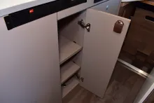 Fahrzeugbild Carado CV 640 Längsbetten, Markise, ab Juni #16